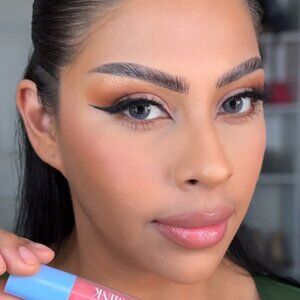 Kiss and Smink  Lip Oil THE EVERYTHING  Peony